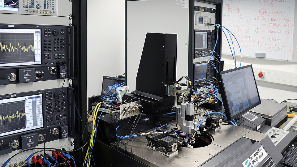 Photograph showing the unique measurement system for 5G-MIMO and space applications