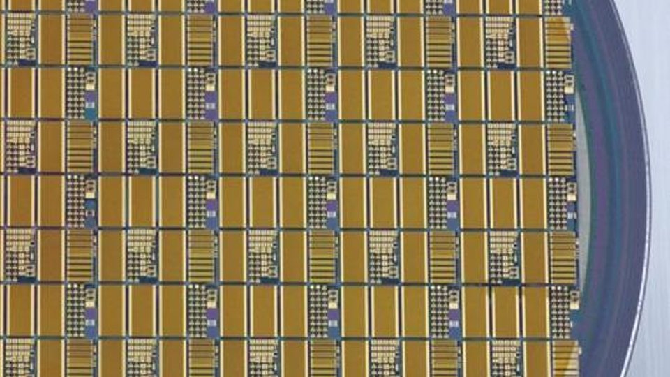 Schalttransistoren auf GaN-on-Si-Wafer