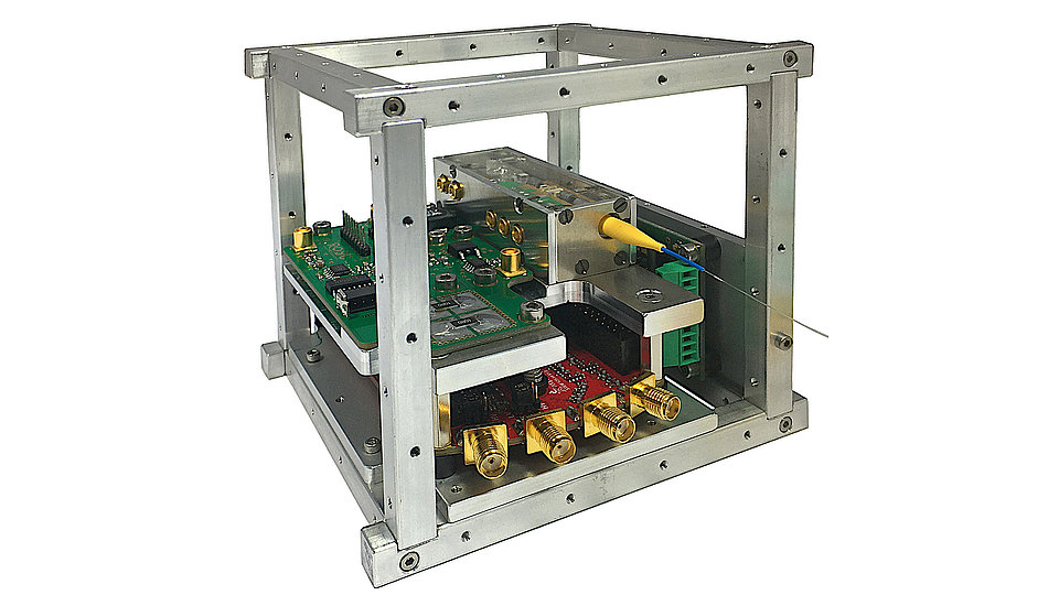 Complete demonstrator system with necessary electronic sub-systems inside a CubeSat-shaped box