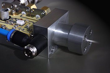 Compact, atmospheric plasma source