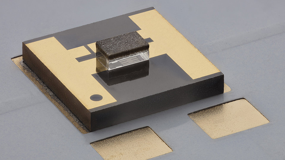 Flip-chip mounted UV LED